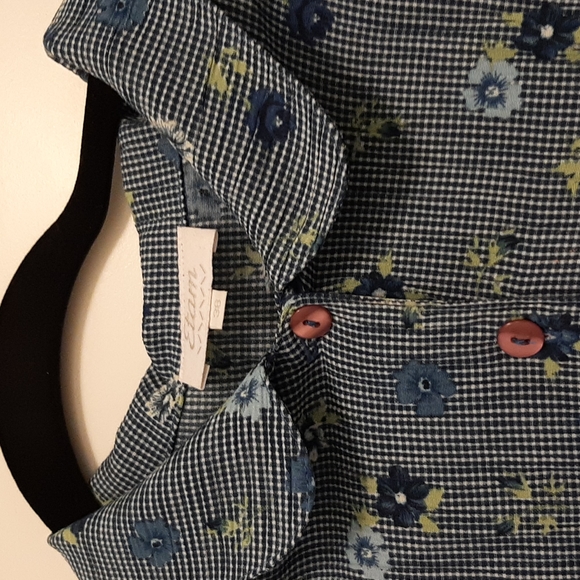 Vintage button top - Picture 1 of 6